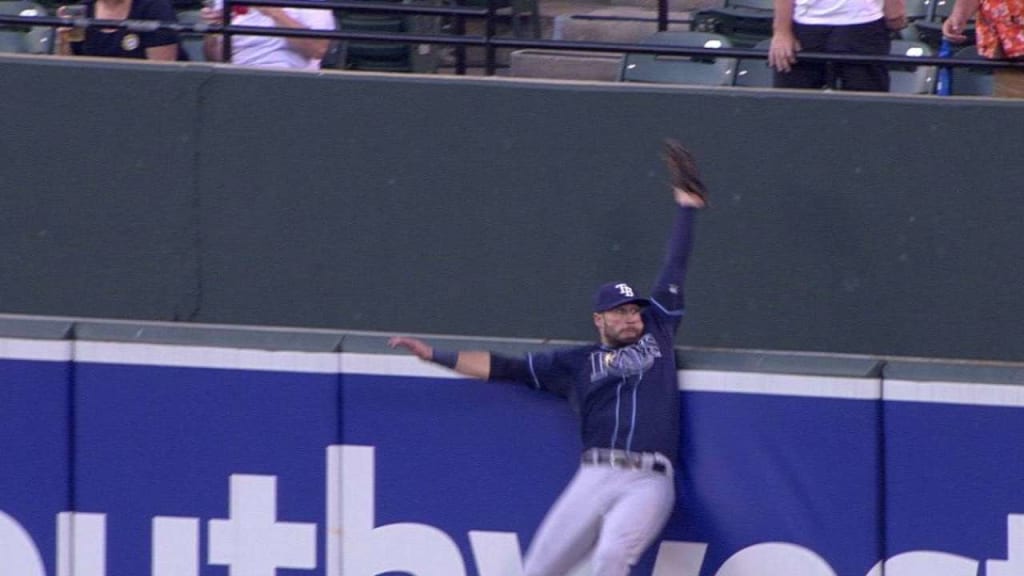 Kiermaier's leaping grab