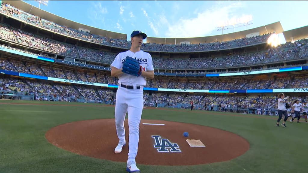 Walker Buehler reaches 200 strikeouts, 200 innings in win over Padres -  True Blue LA