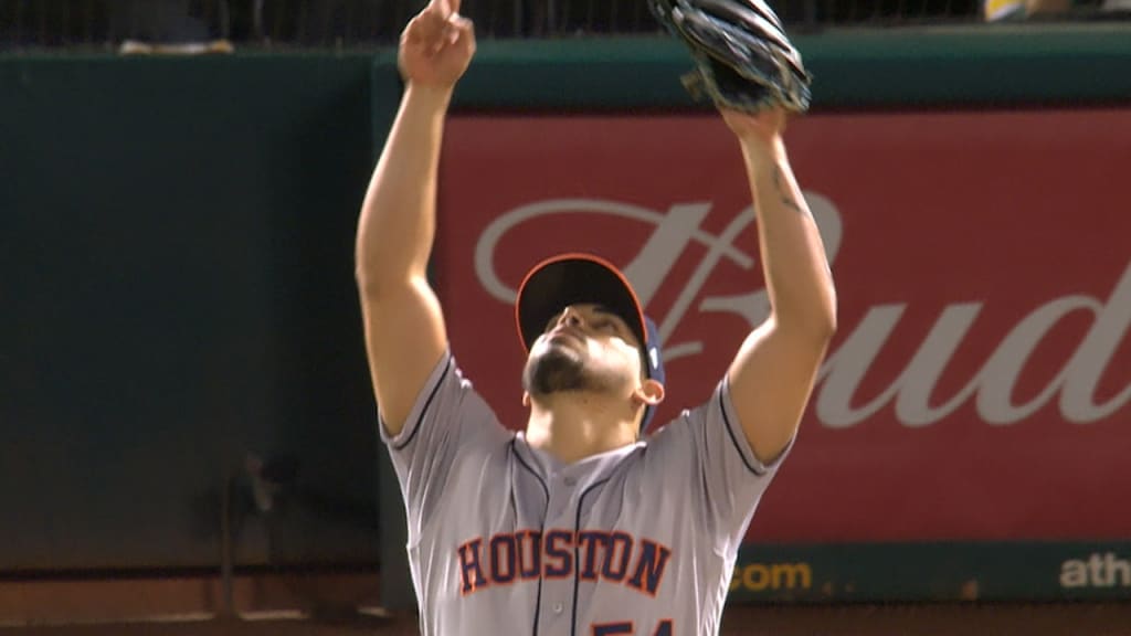 Astros Edge A's 3-2, Take Series, MLB