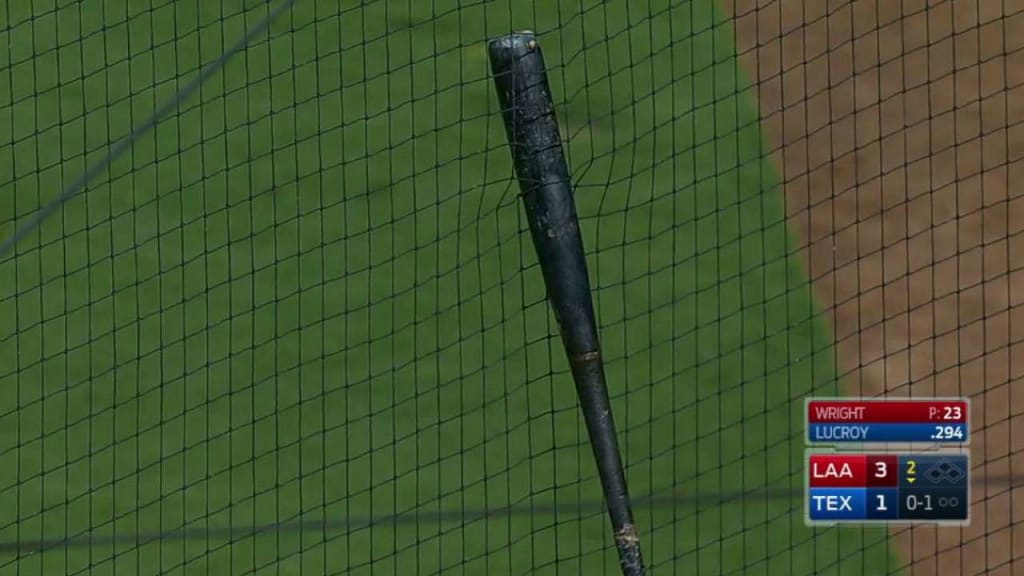 Lucroy's bat gets stuck in net