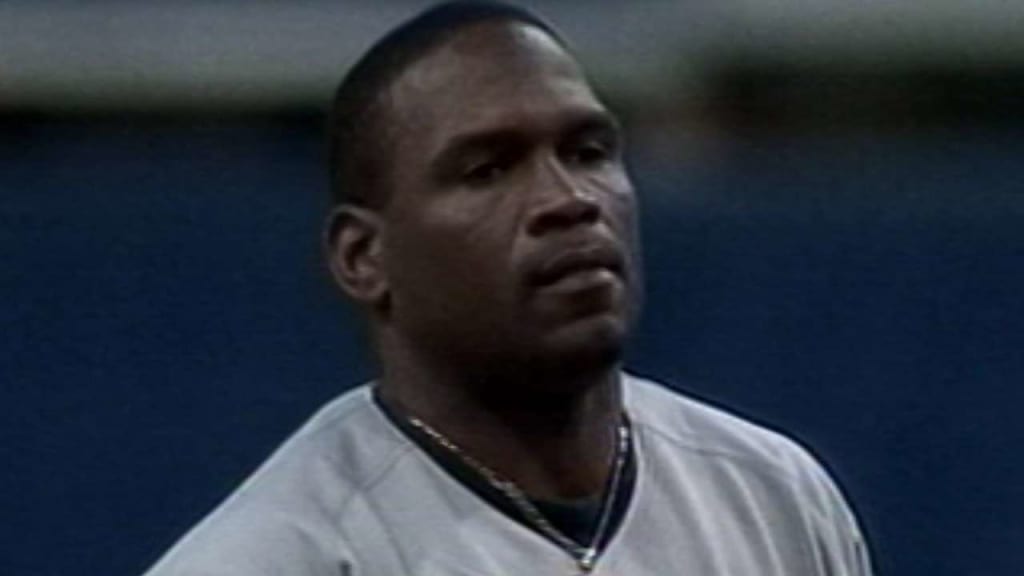 In Rickey Henderson's shadow, Tim Raines gets HOF due