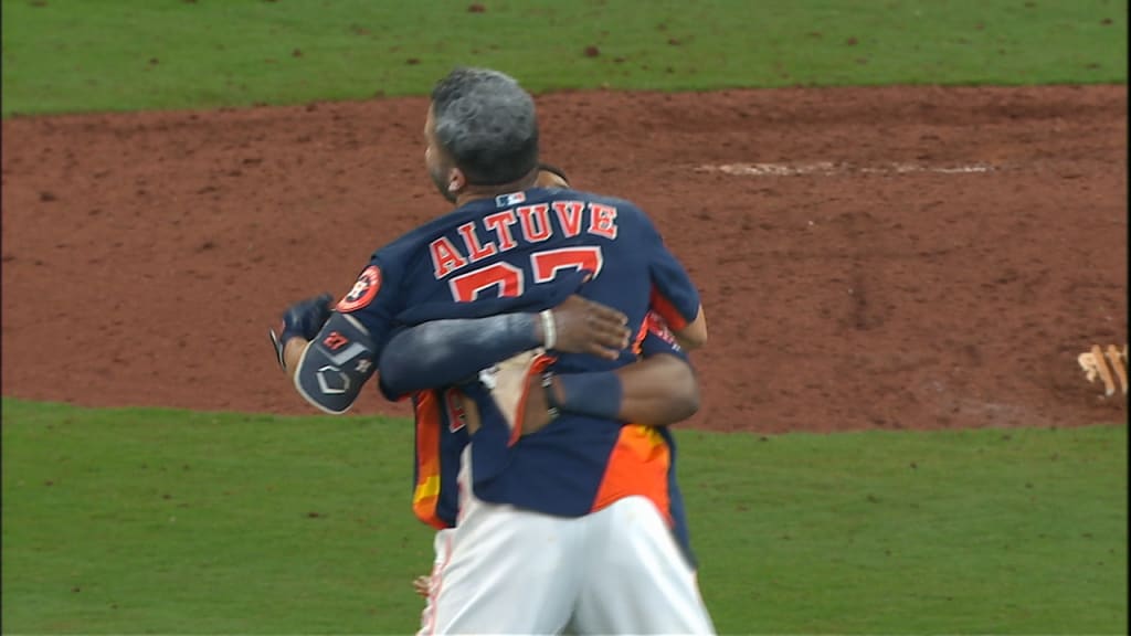 Astros: Top 5 recent sports moments: Jose Altuve's walk-off