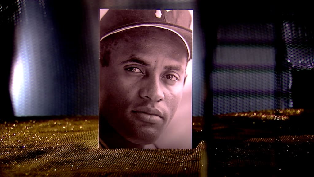 Puerto Rican Twins don No. 21 in tribute to Roberto Clemente