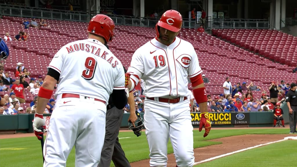 Cincinnati Reds - Joey Votto and students from Rockdale