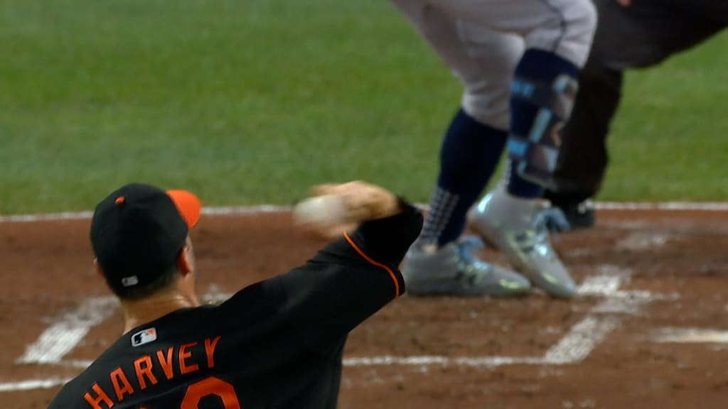 Matt Harvey strikes out four