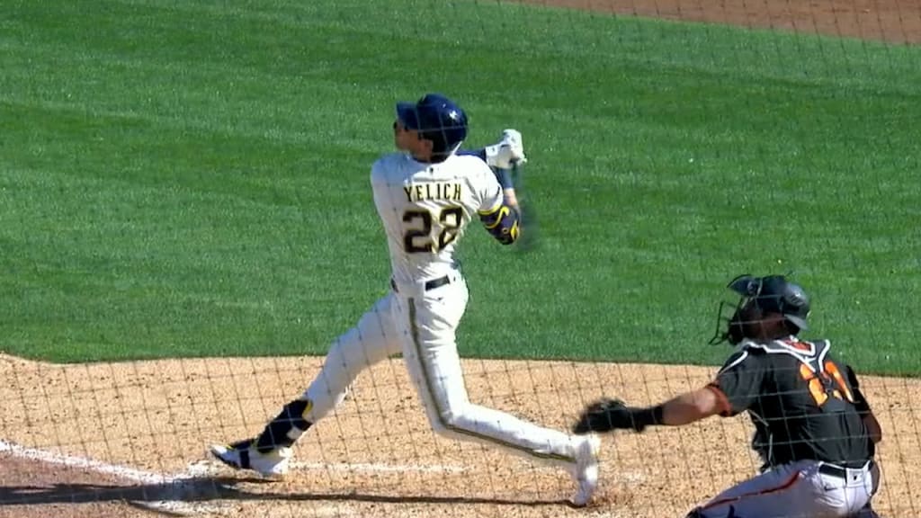 Christian Yelich's solo home run