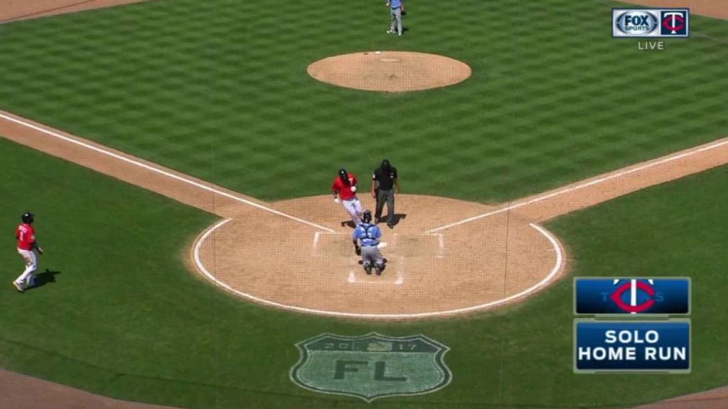 Park's solo homer