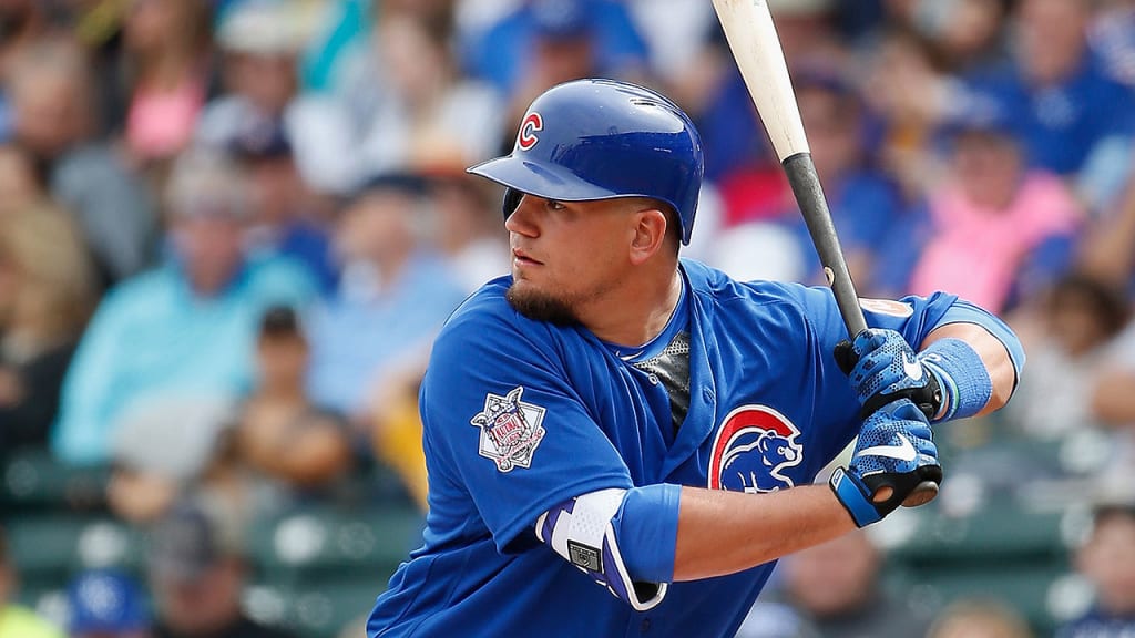 "I don't think it'll be significant," Kyle Schwarber said of the tweaked knee. (Getty)