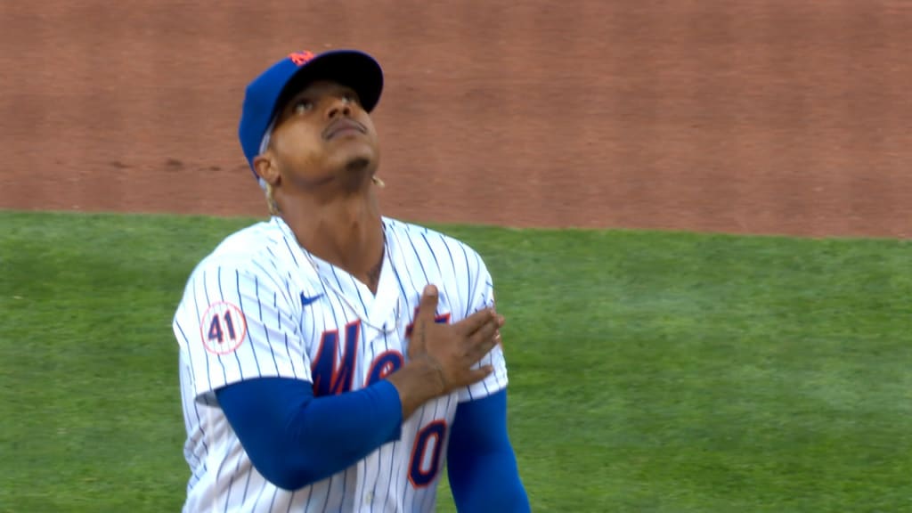 Marcus Stroman fans 8 in 7 frames