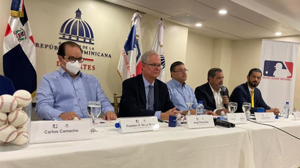 From left to right: Franklin De La Mota, vice minister of sports and recreation; Jorge Pérez-Díaz, MLB’s senior vice president in charge of international affairs; Francisco Camacho, minister of sports and recreation; Junior Noboa, Dominican Commissioner of Baseball; Yerik Pérez, director of MLB's Dominican office