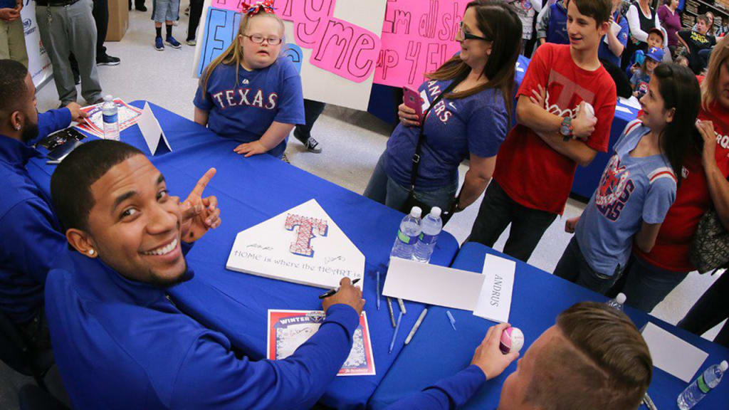 The Rangers' annual Winter Caravan will begin on Thursday and make 12 stops throughout Texas. (Rangers)