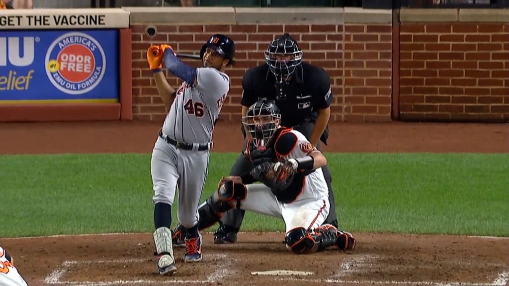 25 APRIL 2015: Detroit Tigers shortstop Jose Iglesias (1) fields a ground  ball during a regular season game between the Cleveland Indians and the  Detroit Tigers played at Comerica Park in Detroit