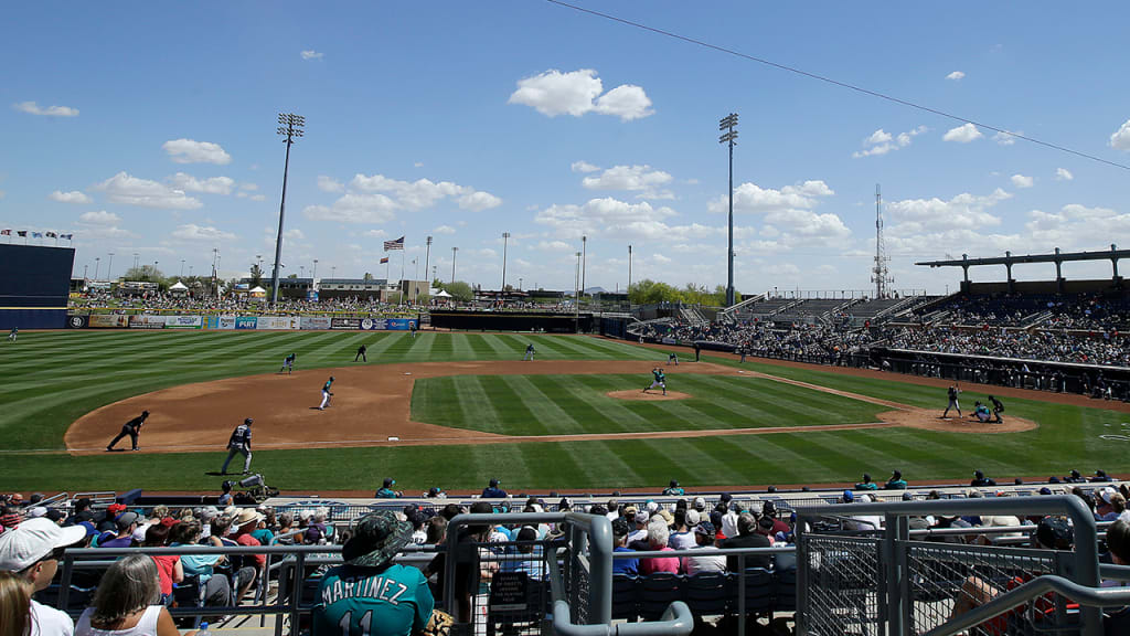 The Mariners will play 20 Cactus League games at the Peoria Sports Complex in 2017. (AP)