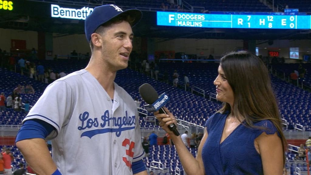 Cody Bellinger becomes first rookie to hit cycle in Dodgers history