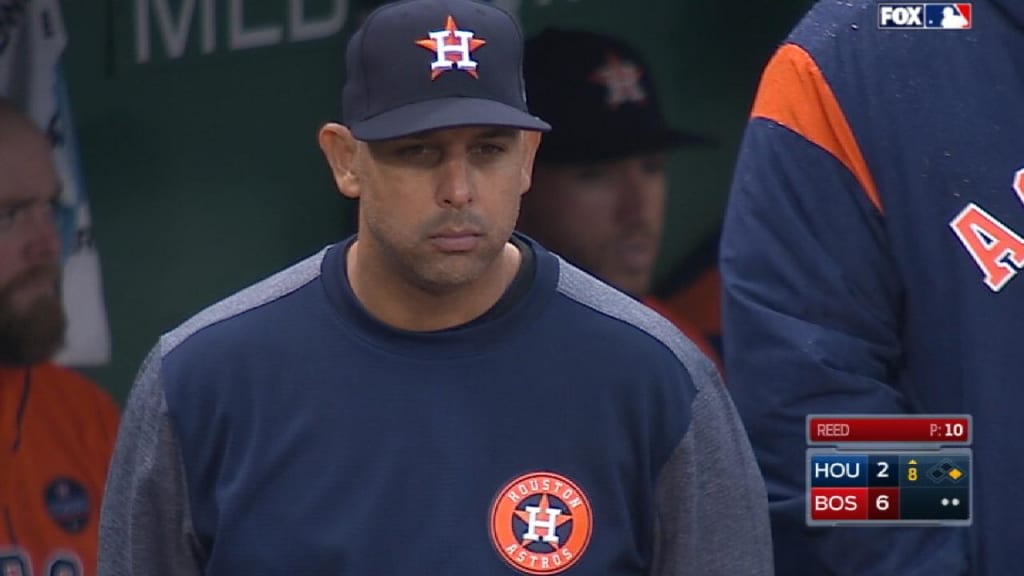 Astros bench coach Alex Cora announces birth of twins