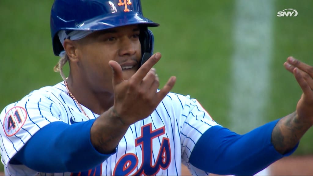 Marcus Stroman steals, pitches Mets to win in Game 1
