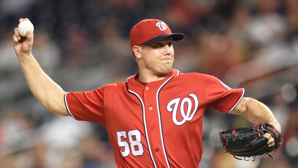 Jonathan Papelbon found a perfect ending for the Nationals' embarrassing  season