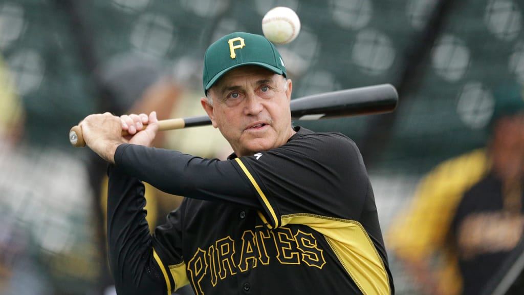 How did the Pittsburgh Pirates get their name?