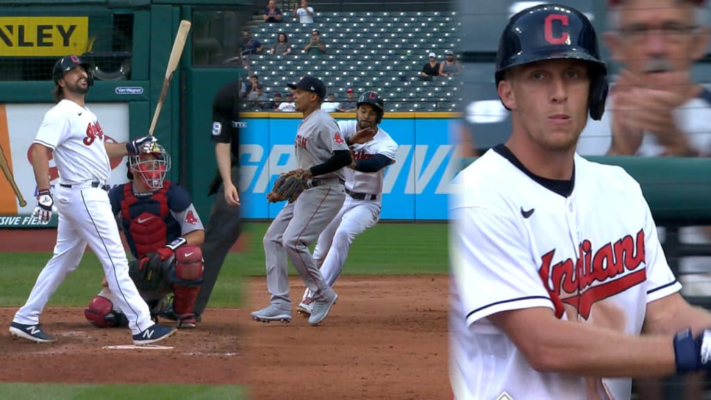 Indians take lead in the 8th