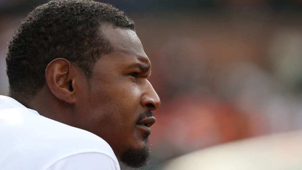 BALTIMORE, MD - MARCH 29: Adam Jones #10 of the Baltimore Orioles in action against the Minnesota Twins in their Opening Day game at Oriole Park at Camden Yards on March 29, 2018 in Baltimore, Maryland. (Photo by Patrick Smith/Getty Images)