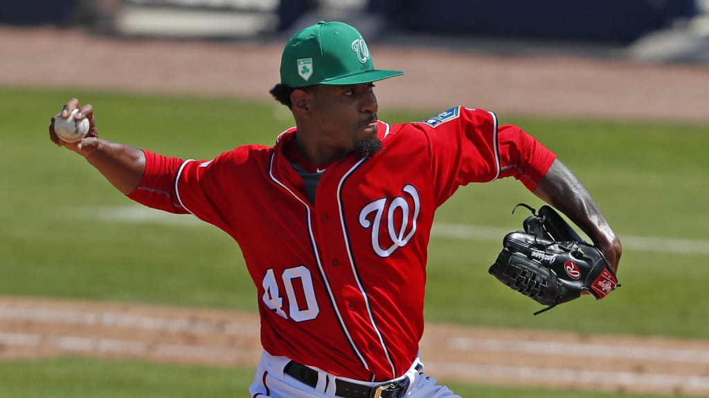 Washington Nationals pitcher Edwin Jackson (40) works in the fifth inning of a spring training baseball game against the New York Mets, Saturday, March 17, 2018, in West Palm Beach, Fla. (AP Photo/John Bazemore)