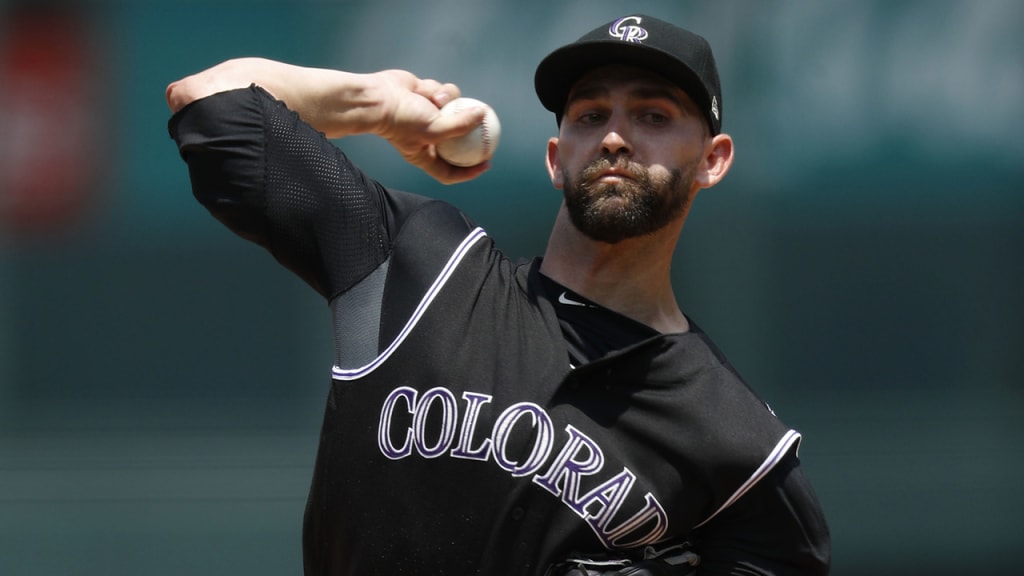 Tyler Chatwood gave up a run on one hit, two walks and two wild pitches. (AP)