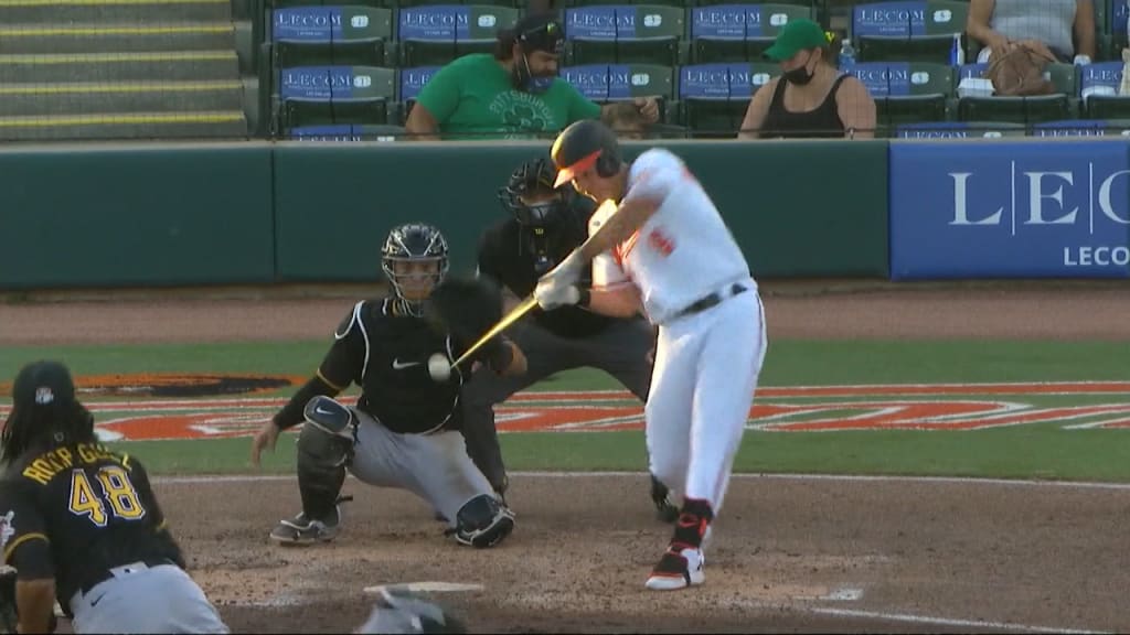 Baltimore Orioles' Trey Mancini (16), Rio Ruiz (14), Richie Martin