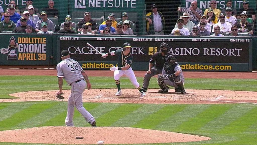 Jose Abreu's HR aids White Sox in win over A's