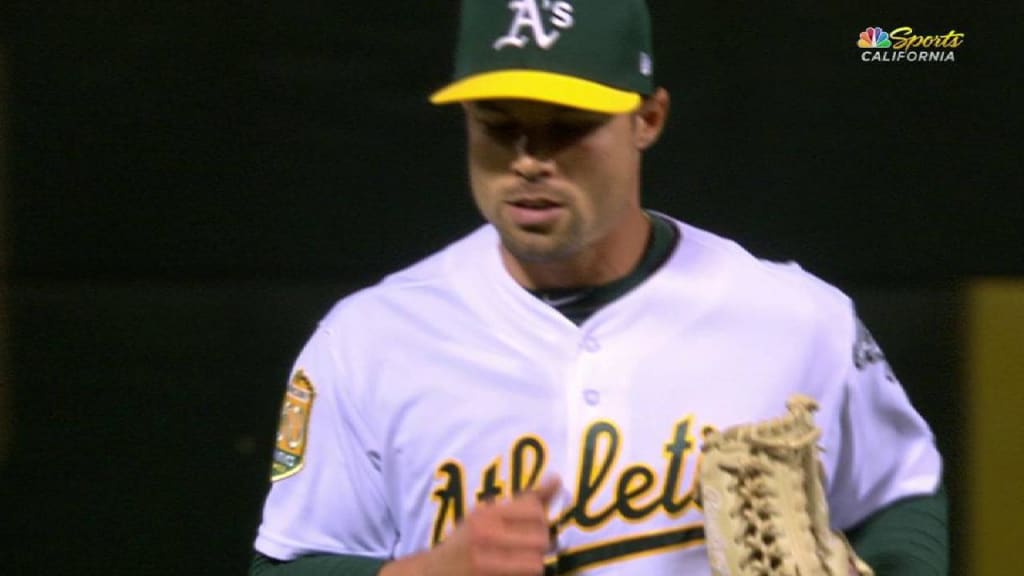 Smolinski induces a flyout