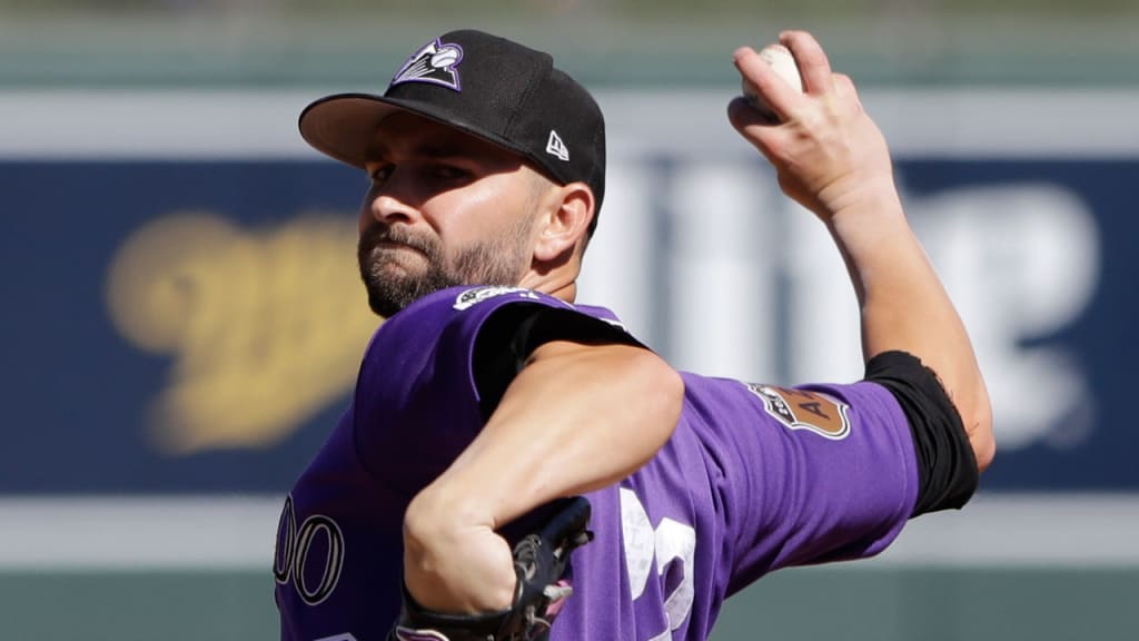 Rockies starter Tyler Chatwood looked season-ready as he logged six dominant innings with seven strikeouts. (AP)
