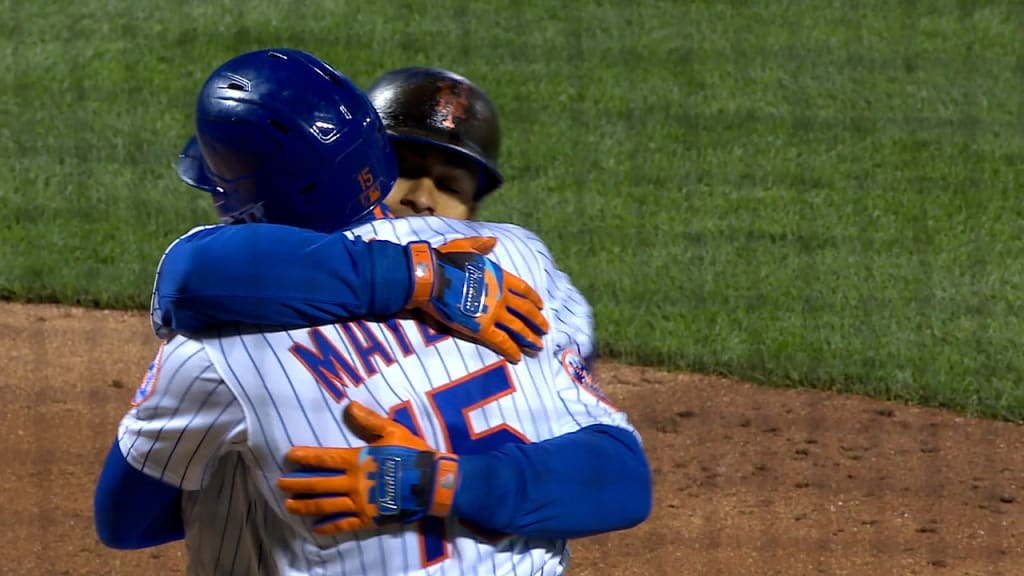 Kevin Pillar testing a mask, could return to Mets next week