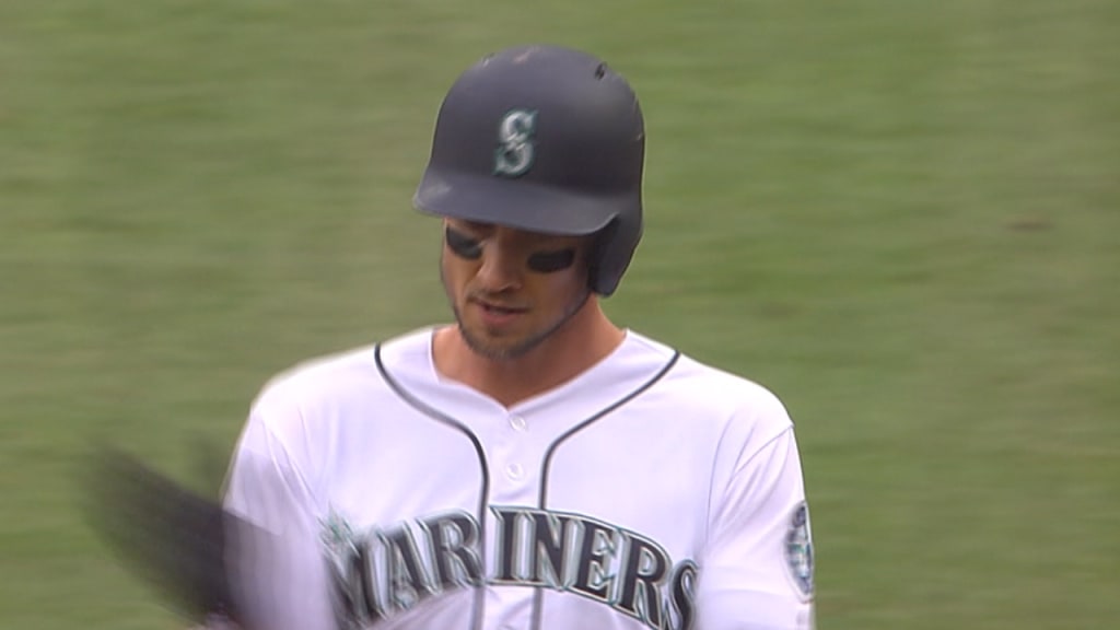 Mariners call up Austin Nola, who gets hit in first major-league