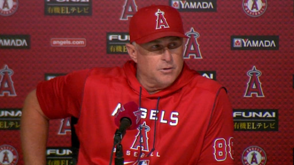 Mike Trout leaves Angels' game with upper back spasms – KXAN Austin