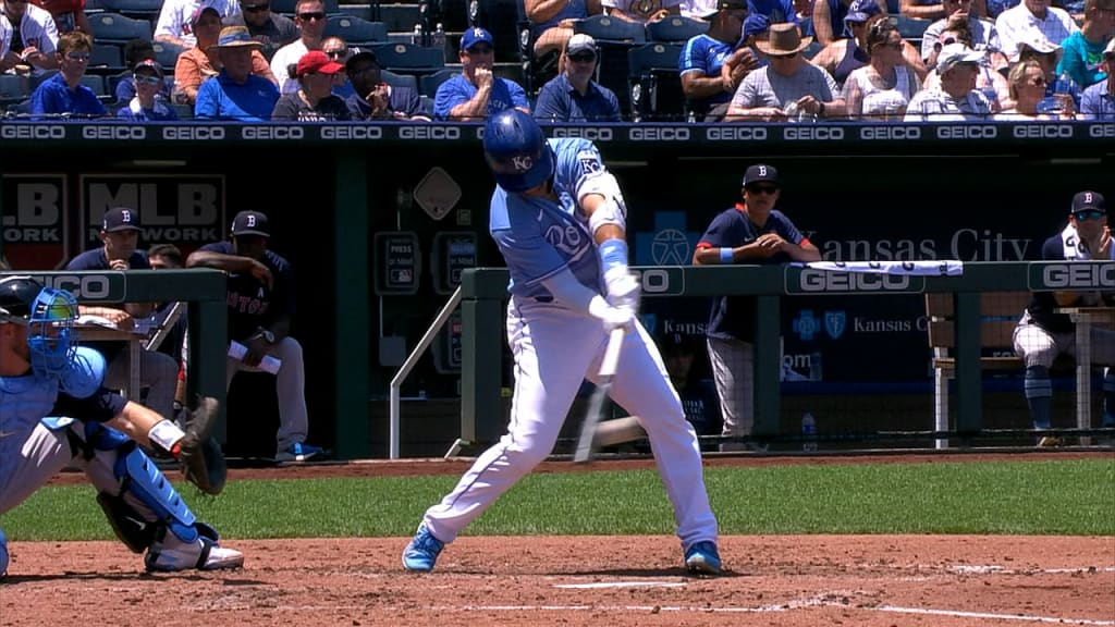 Merrifield logs 800th career hit