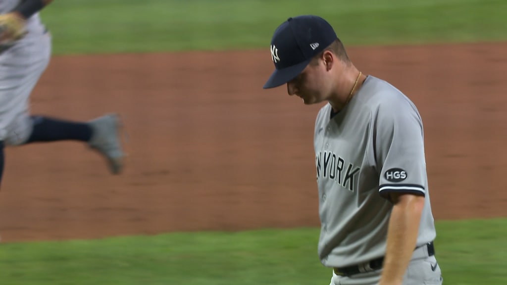 New York Yankees catcher Gary Sanchez, right, and relief pitcher