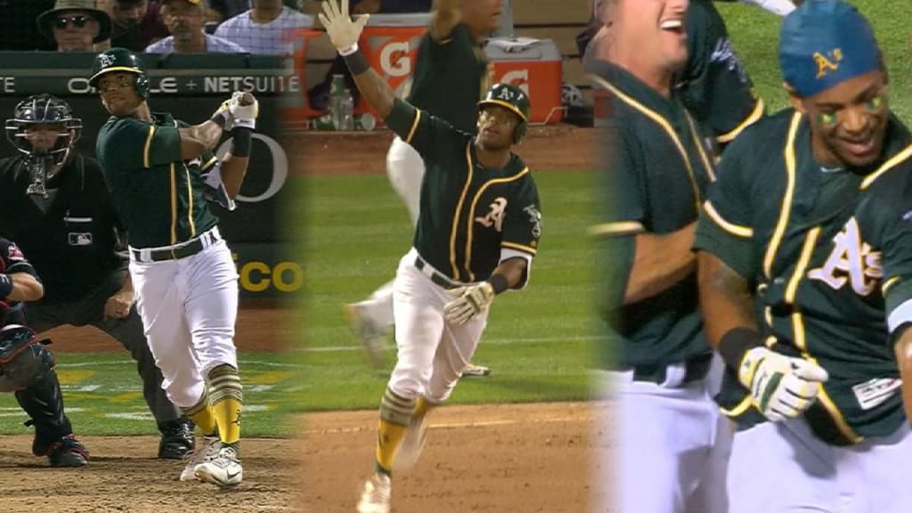 Oakland Athletics beat Rangers on Khris Davis walk-off walk