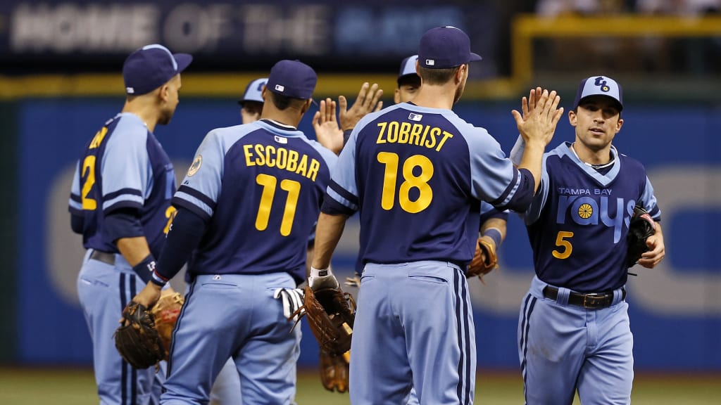 Five Awesome Throwback (and 'Fauxback') Caps Worn By MLB Teams in 2015 -  stack