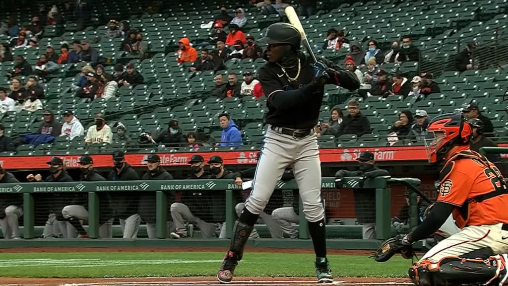 Jazz Chisholm Jr.'s leadoff homer