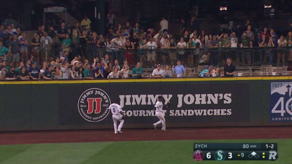 Dyson's over-the-shoulder grab