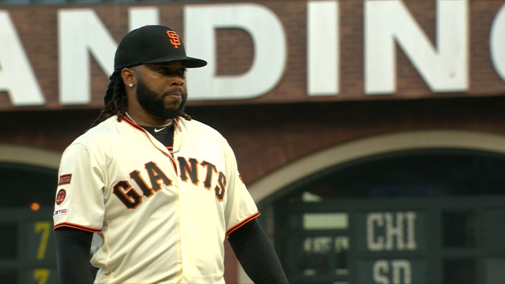 A triple shimmy, a booed manager: Johnny Cueto's home opener had it all –  KNBR