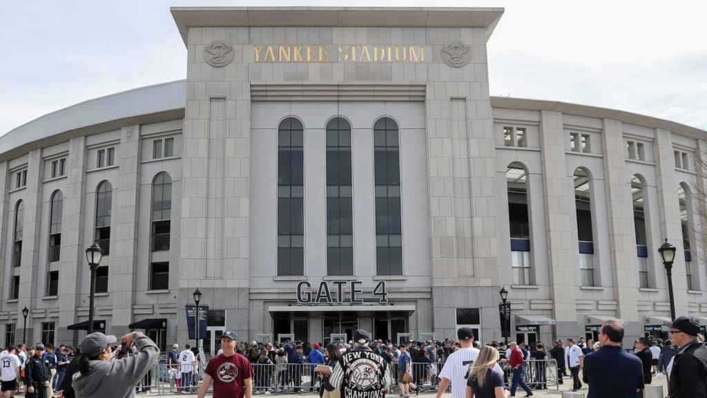 Small Businesses Outside Yankee Stadium Allowed To Sell MLB