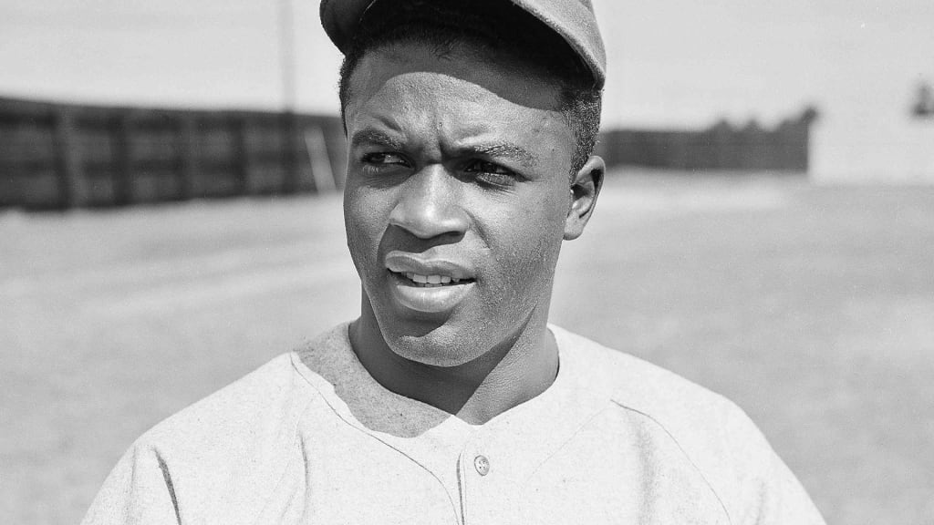 Jackie Robinson and the Montreal Royals (1946)