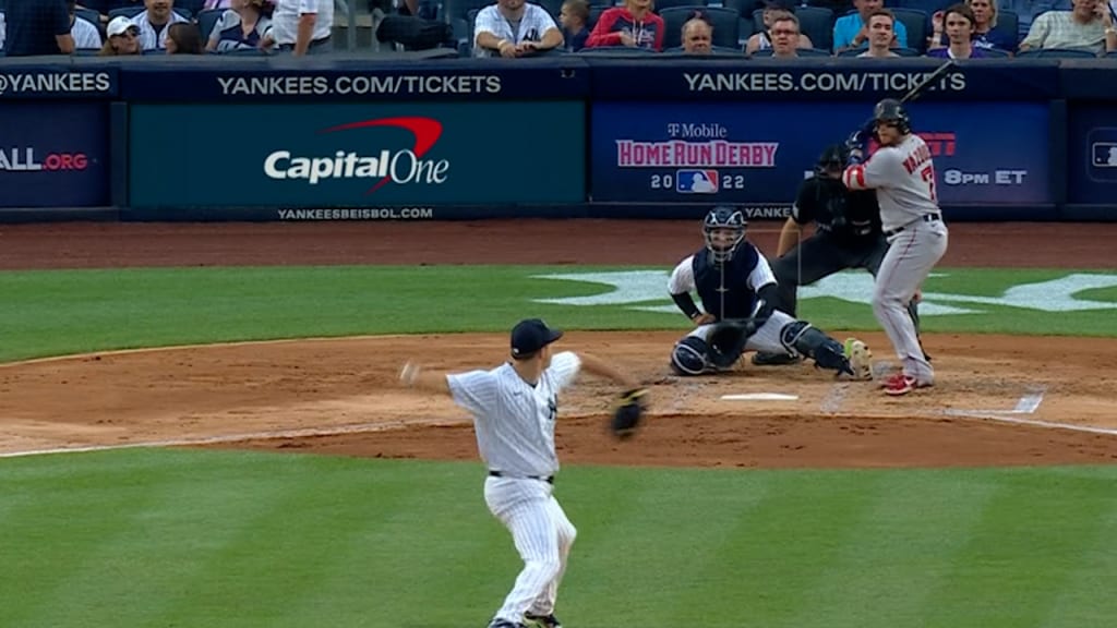 Matt Carpenter gets emotional after curtain call at Yankee Stadium