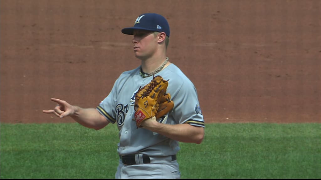 Ryan Braun hits game-tying double in 9th