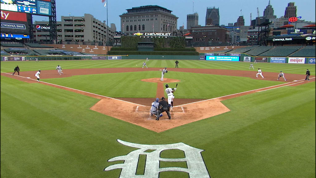 Niko Goodrum's RBI single