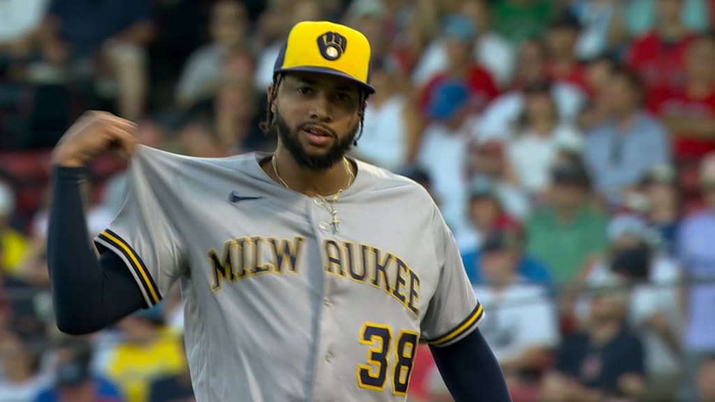 Devin Williams has not been the same in 2021 - Brew Crew Ball