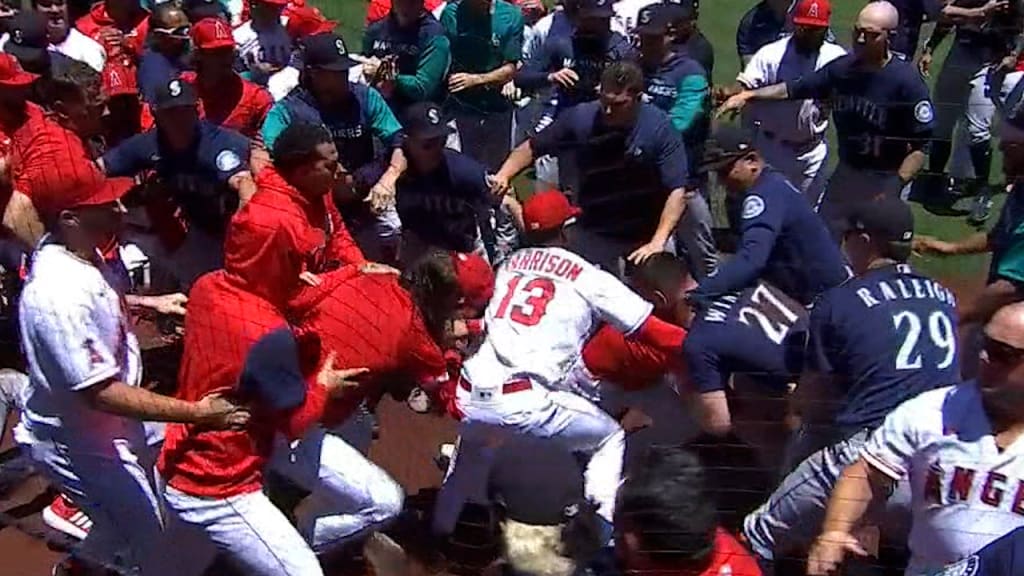 Astros-Rangers brawl in ALCS Game 5, multiple ejections ensue