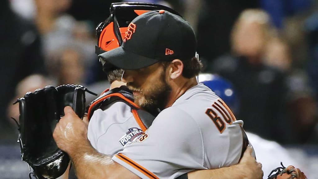 Giants' Madison Bumgarner cleared to face Brewers on Saturday night