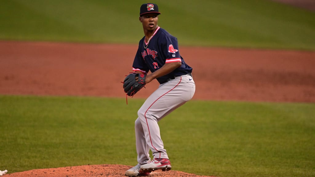 Boston Red Sox's Brayan Bello, who averaged 96.3 mph with sinker, was  'pounding righties' with the pitch 