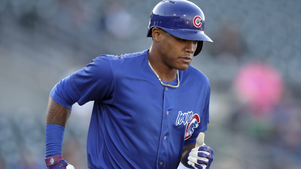 Addison Russell willing to give up spot at shortstop to help Chicago Cubs